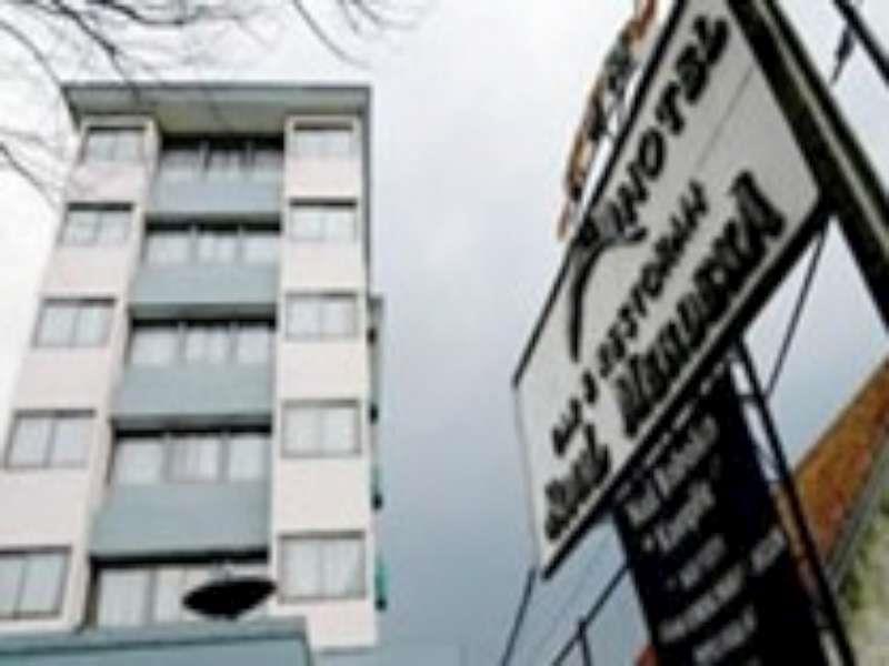 Hotel Royal Merdeka Bandung Zewnętrze zdjęcie